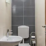 Lovely In With Wifi Apartment